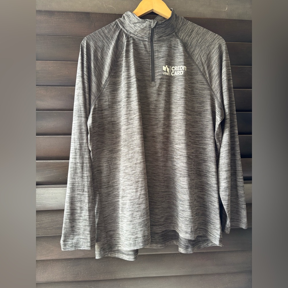 Charles River Apparel Pullover Long Sleeve Grey Women’s XL Quarter Zip USAA logo